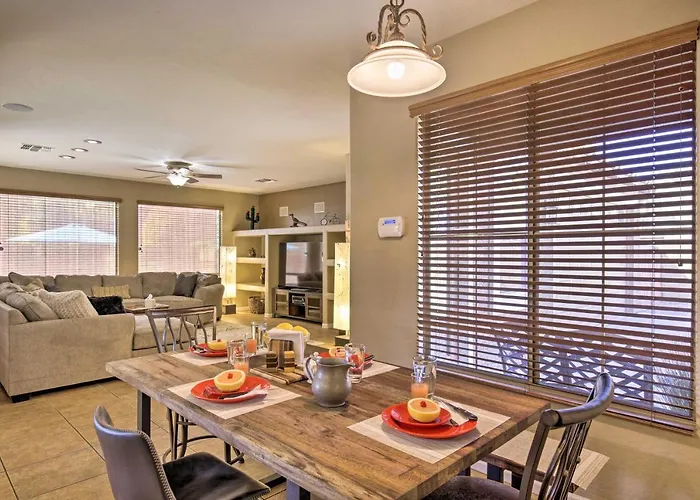 Family Gem In Phoenix W/ Saltwater Pool & Theater Queen Creek
